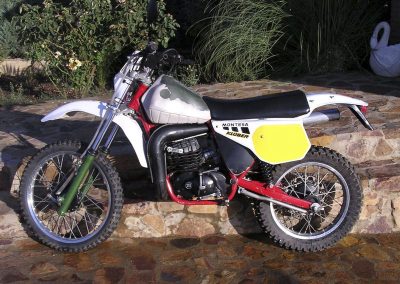 Montesa Enduro 250 H6 después de restaurarla