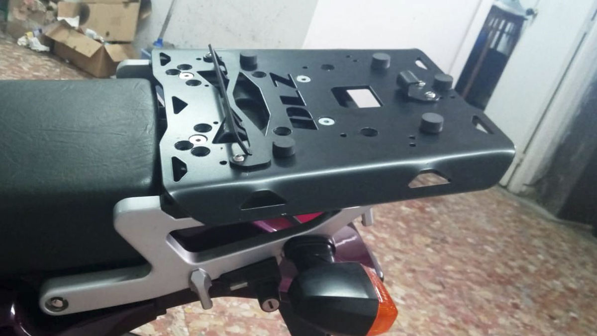 Base soporte maleta Suzuki V-Strom K-Givi