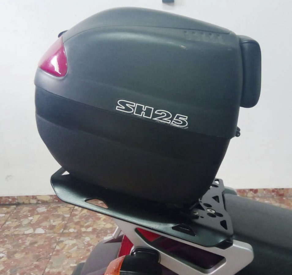 Base soporte maleta Suzuki V-Strom K-Givi