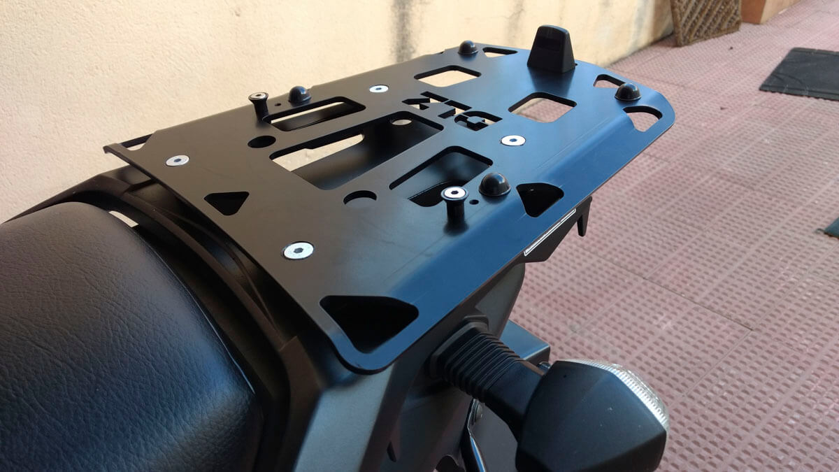 Base soporte maleta Suzuki V-Strom K-Givi