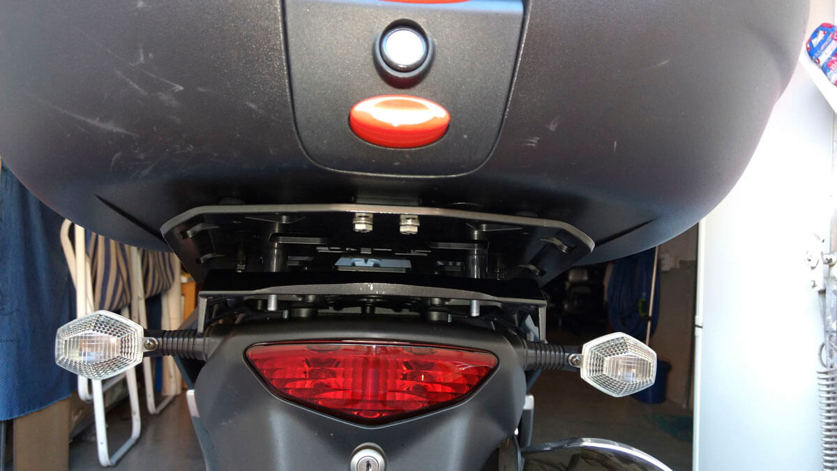 Base soporte maleta Suzuki V-Strom K-Givi